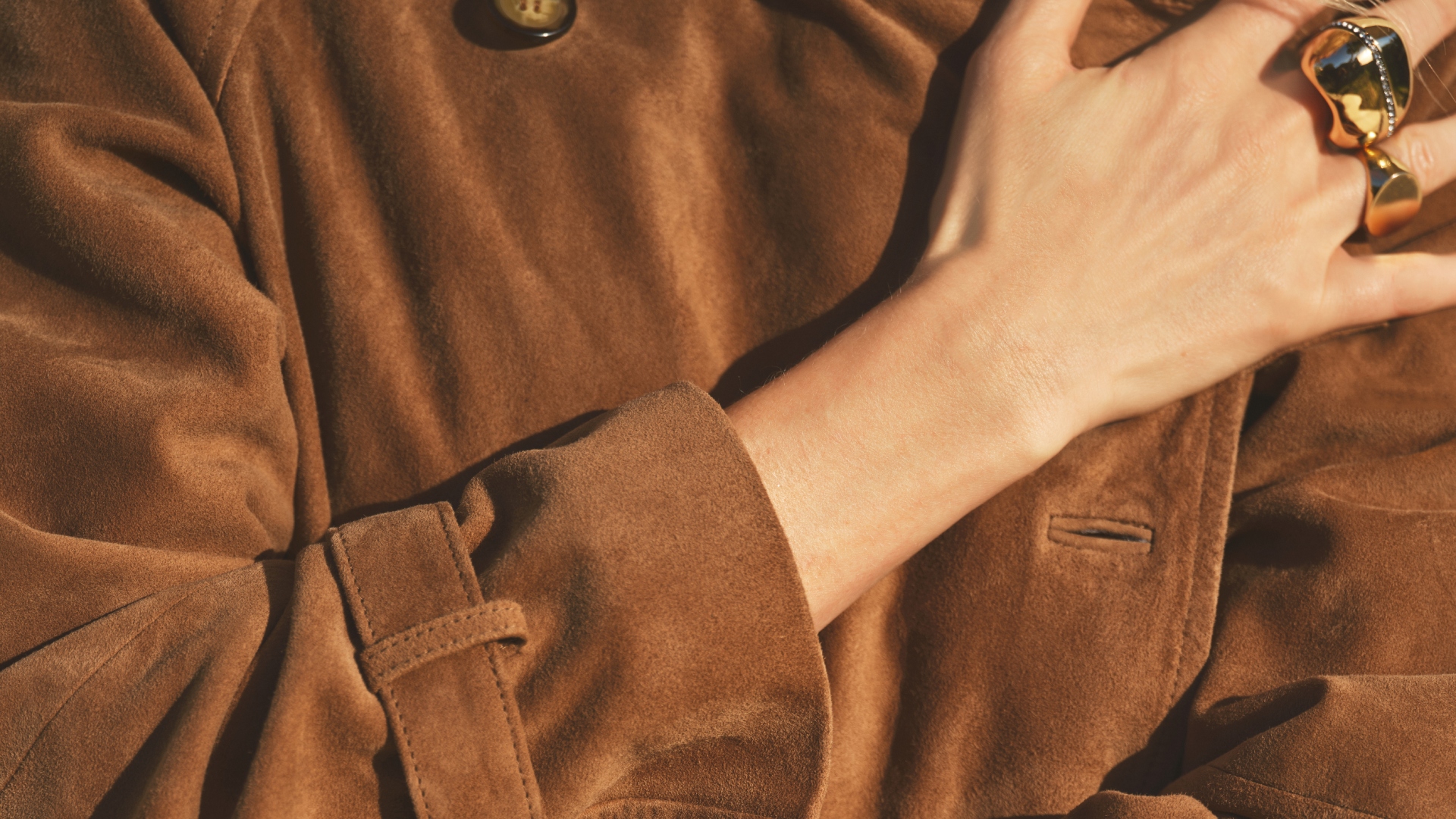 Фактуры осени. Замша в Gerard Darel